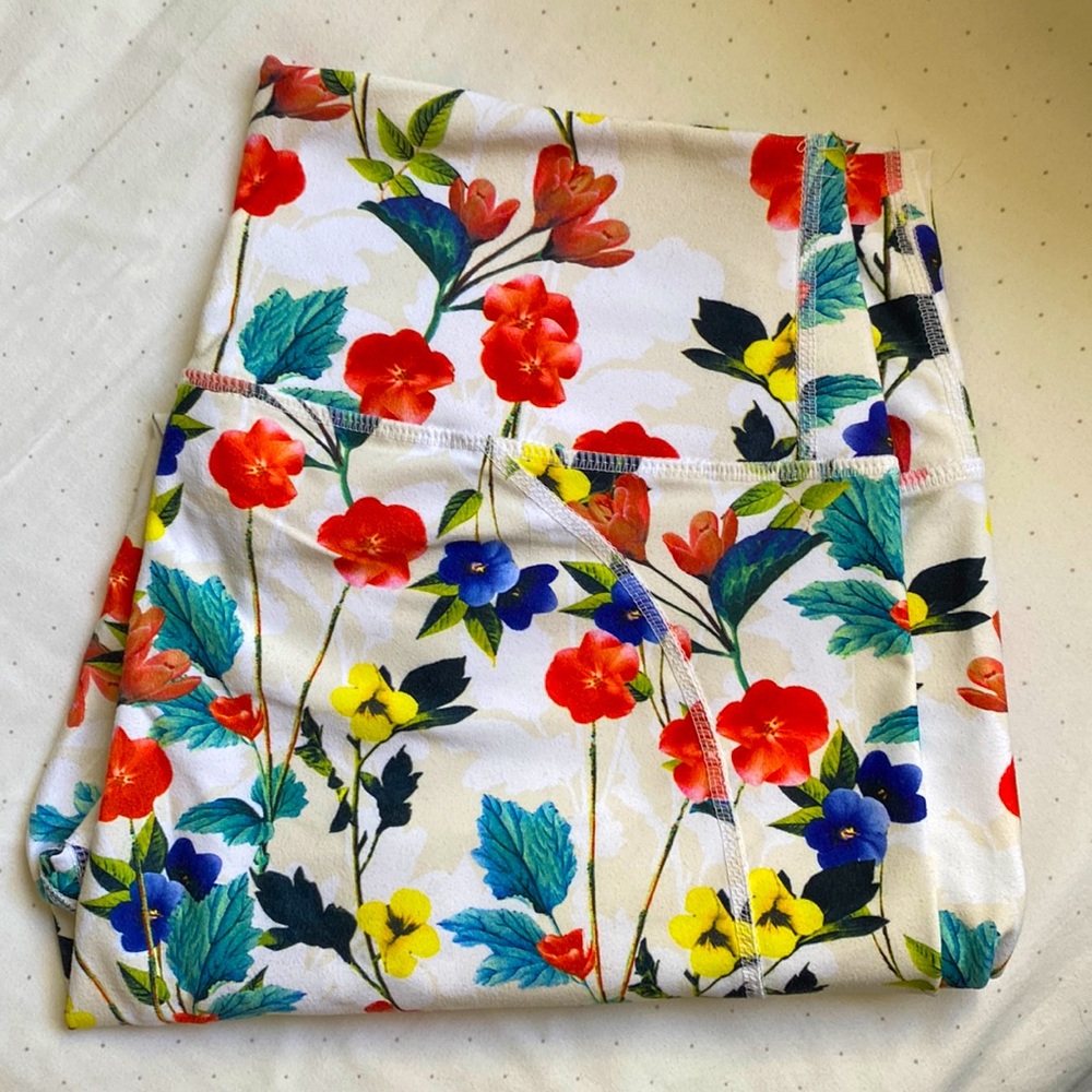 Fabletics high rise training tights yoga pants - floral - XL
